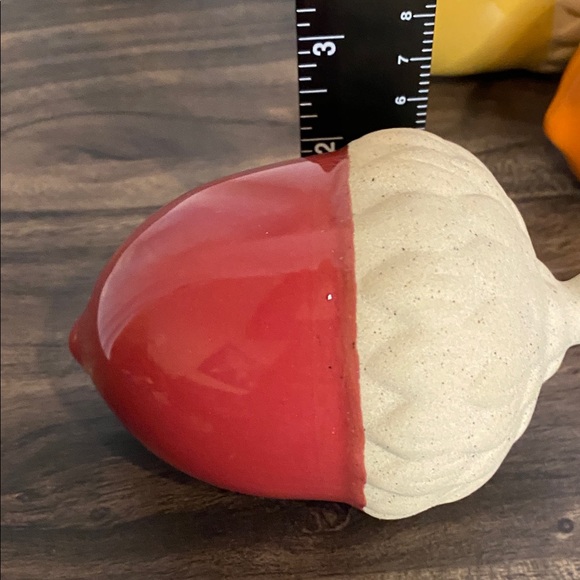 Colorful Ceramic Acorn Decor Set (3). Orange, Red & Yellow. - Picture 9 of 10
